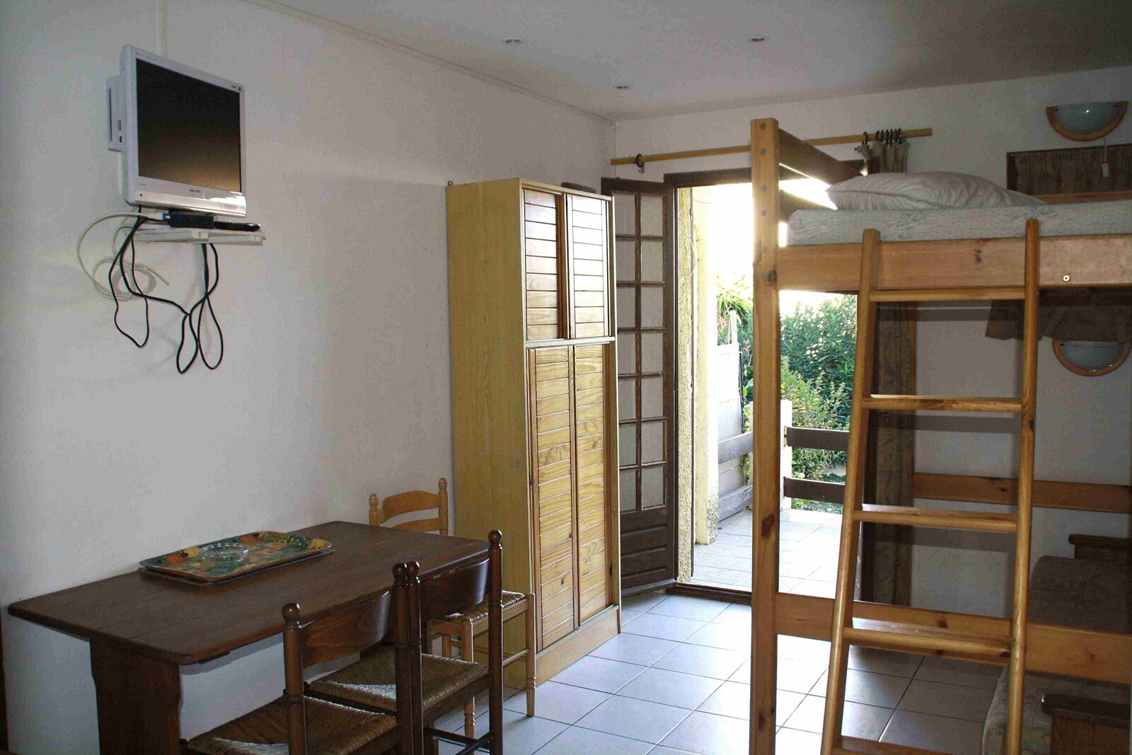 Studio 4 personnes — cuisine équipée