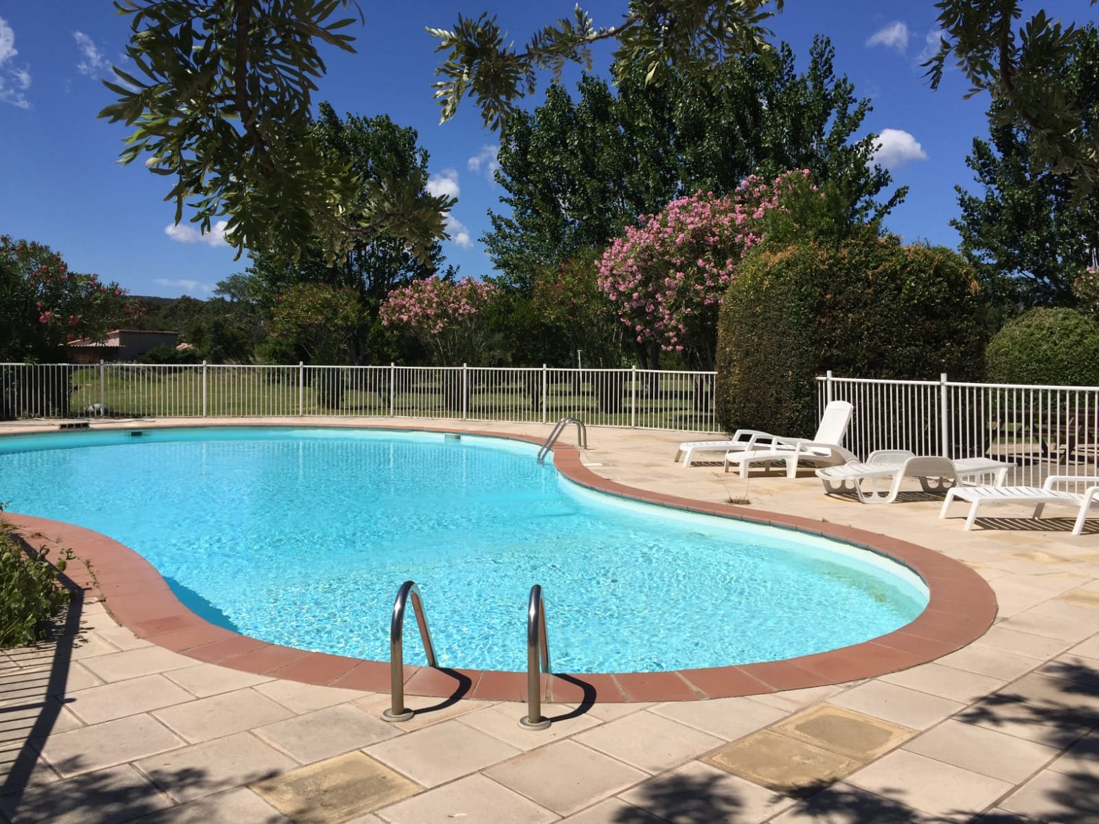 Piscine de la résidence